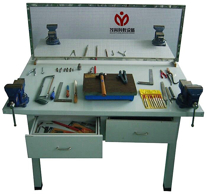 鉗工實(shí)驗(yàn)臺